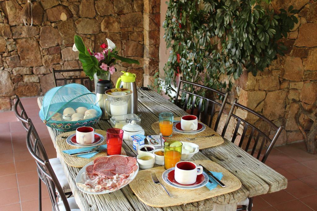 B&B I Mari Torpè Exteriér fotografie