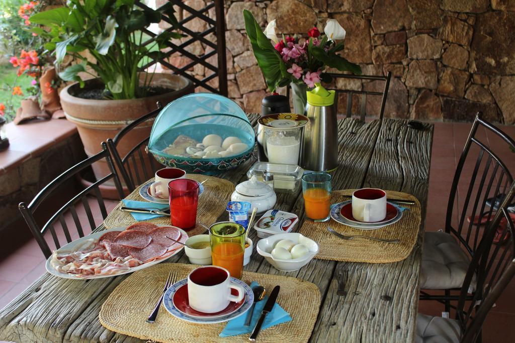 B&B I Mari Torpè Exteriér fotografie