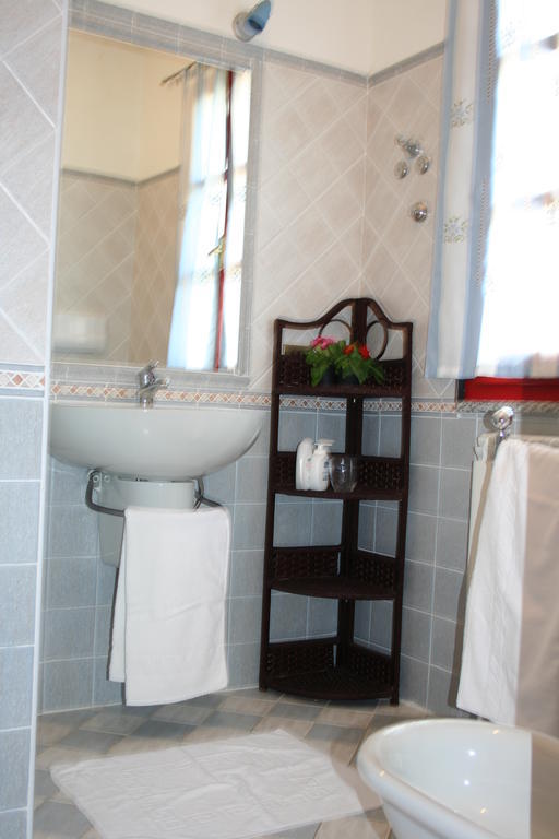 B&B I Mari Torpè Pokoj fotografie